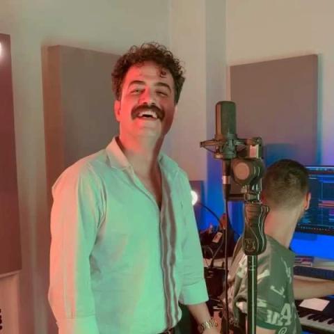 دانلود آهنگ دم گاراژ بودم اکسم سوار شد Arsalan Salarkhan Dam Garaj Boodam Musicya.ir دانلود آهنگ دم گاراژ بودم اکسم سوار شد